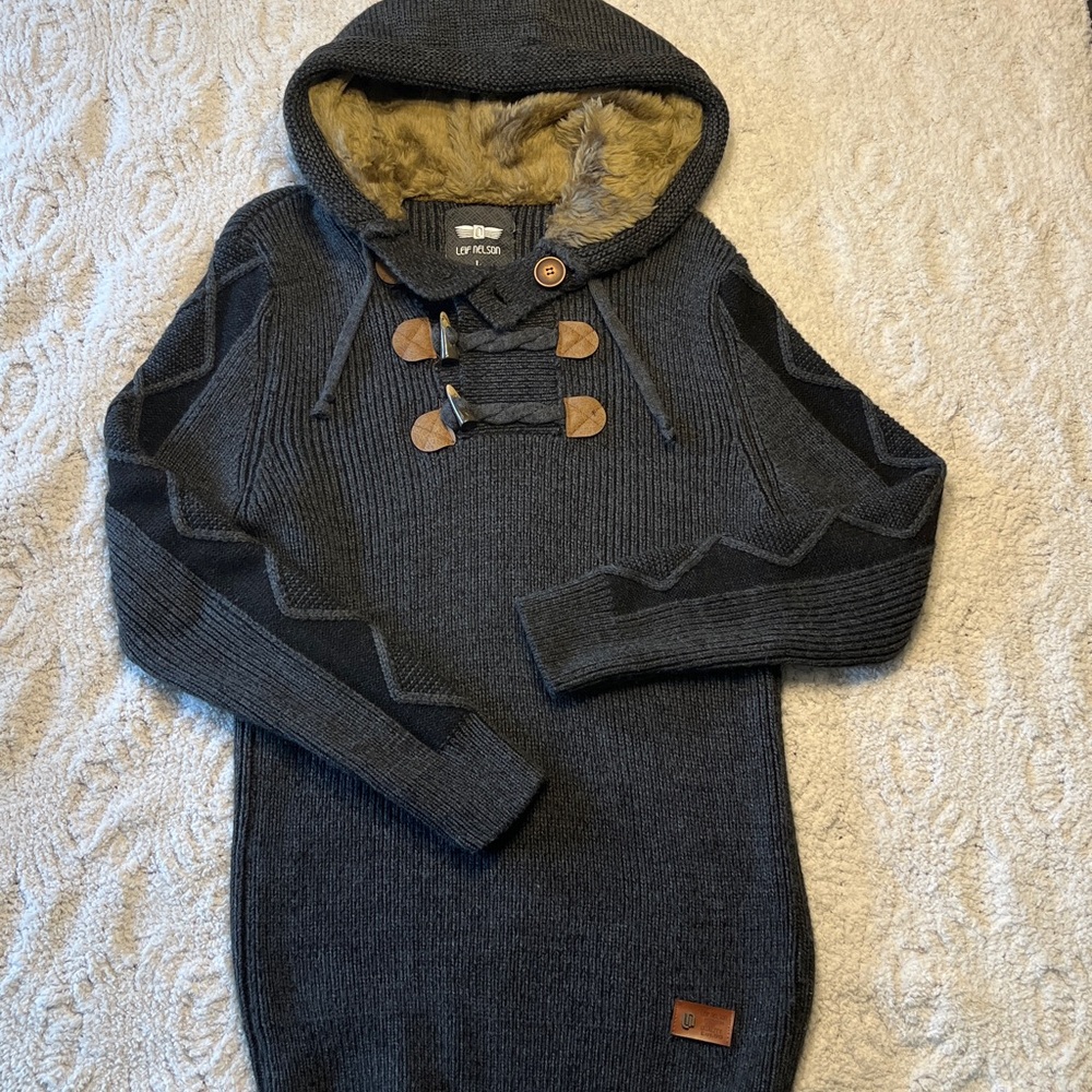 Lef Nelson Men's Gray Hooded Sweater with Toggle Closure